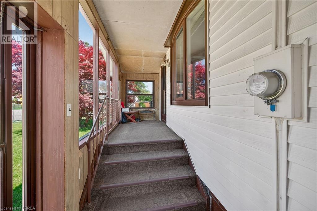 396 BROCK Street - 31