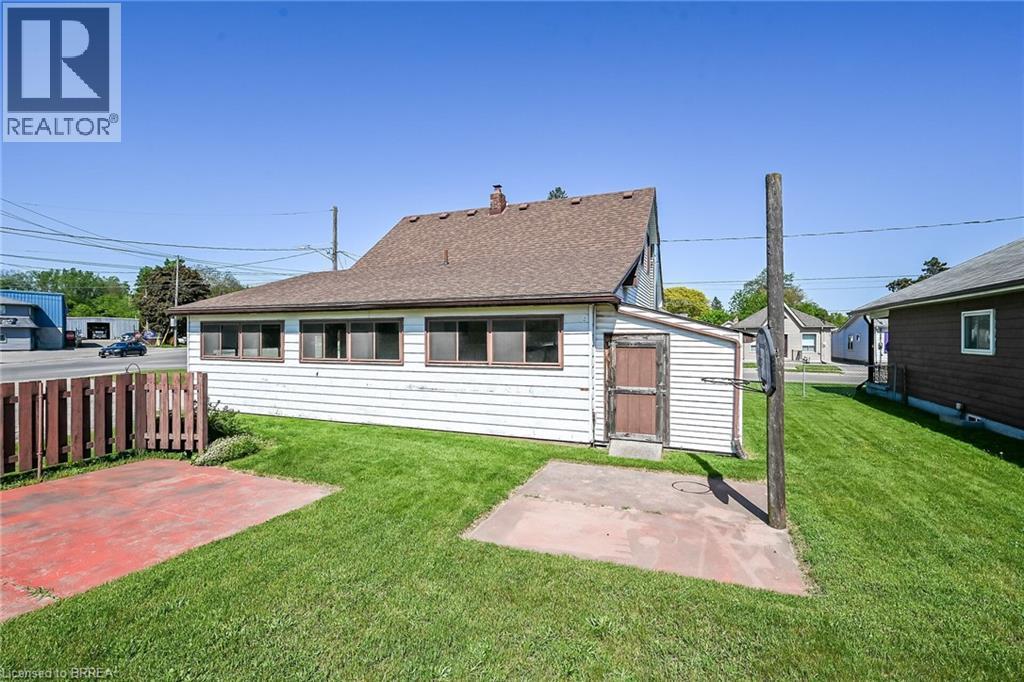 396 BROCK Street - 42