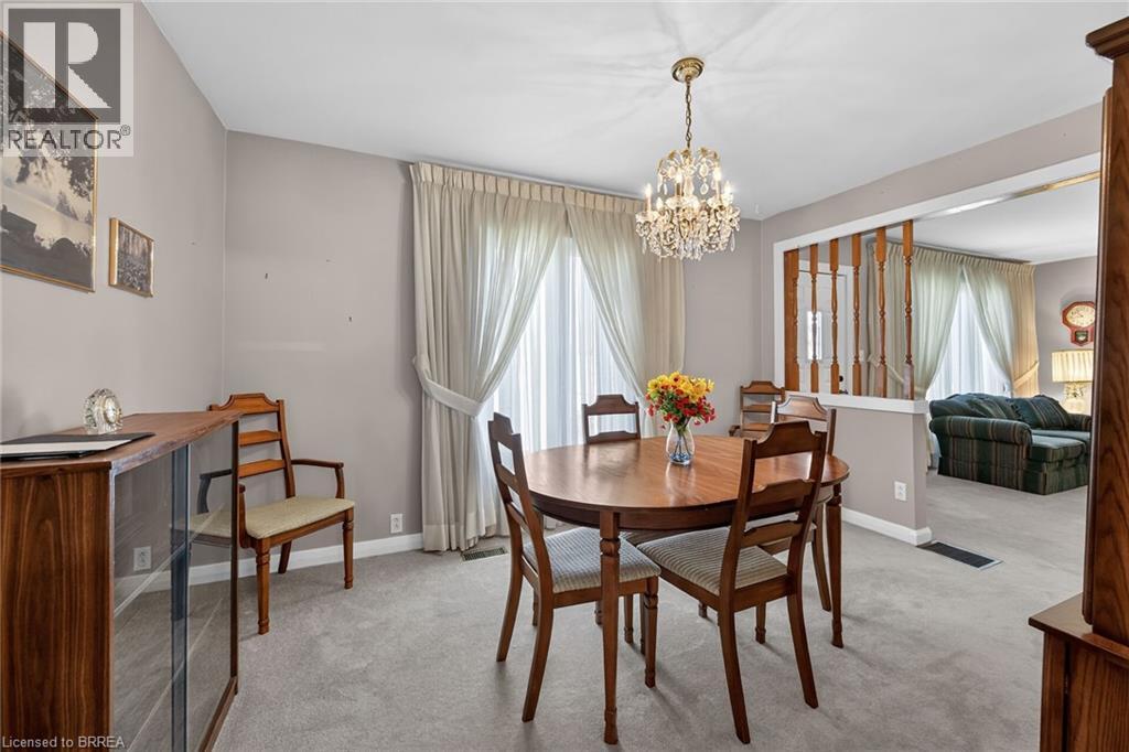 396 BROCK Street - 9