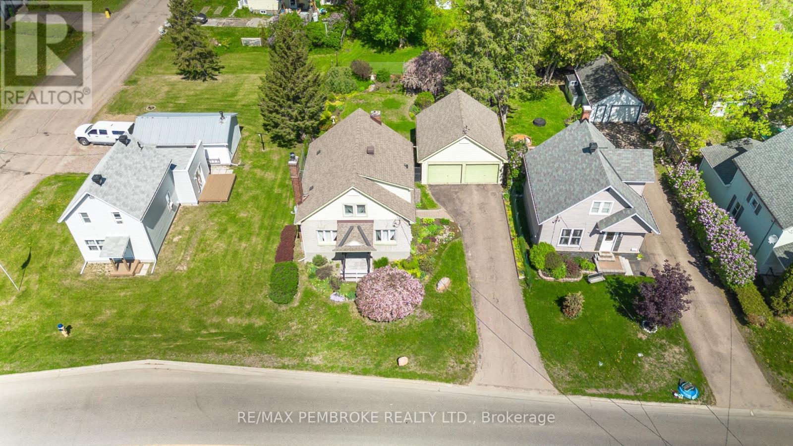554 EGANVILLE ROAD - 33