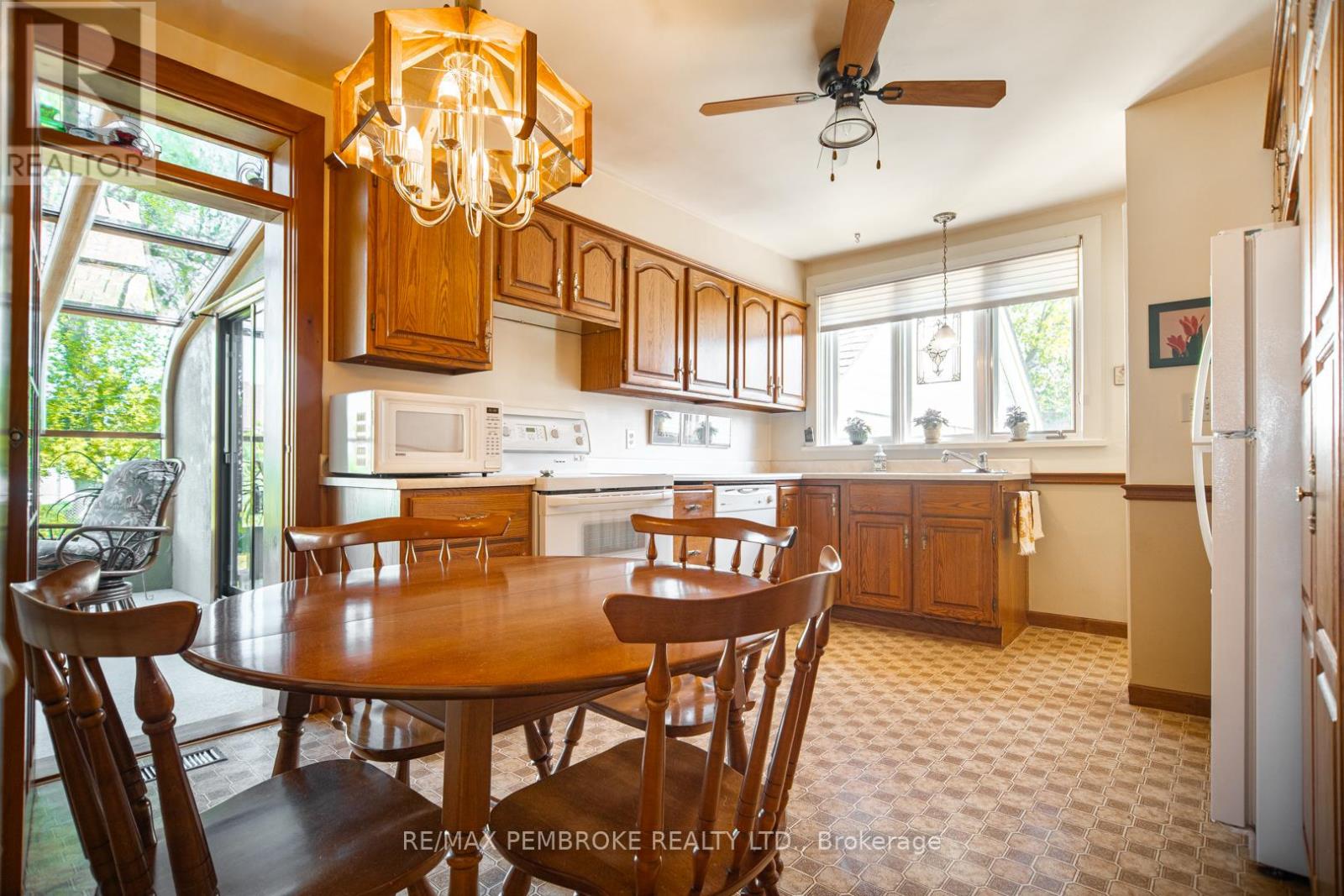 554 EGANVILLE ROAD - 7