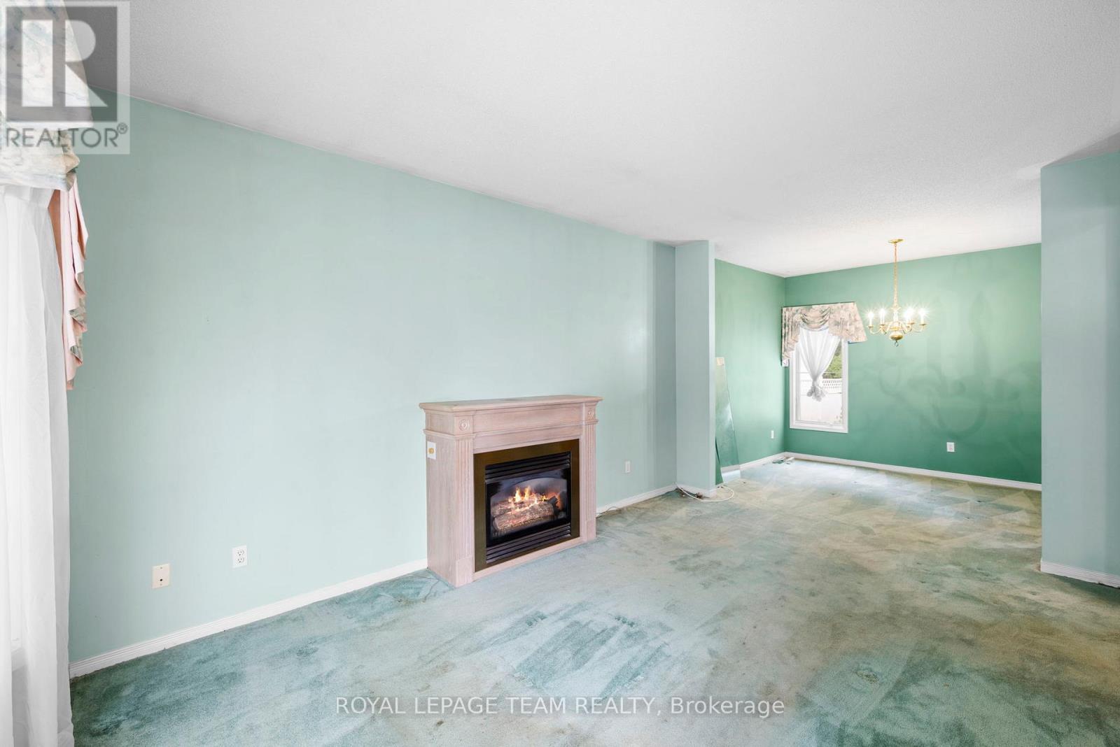 41 BILLINGHAM CRESCENT - 10