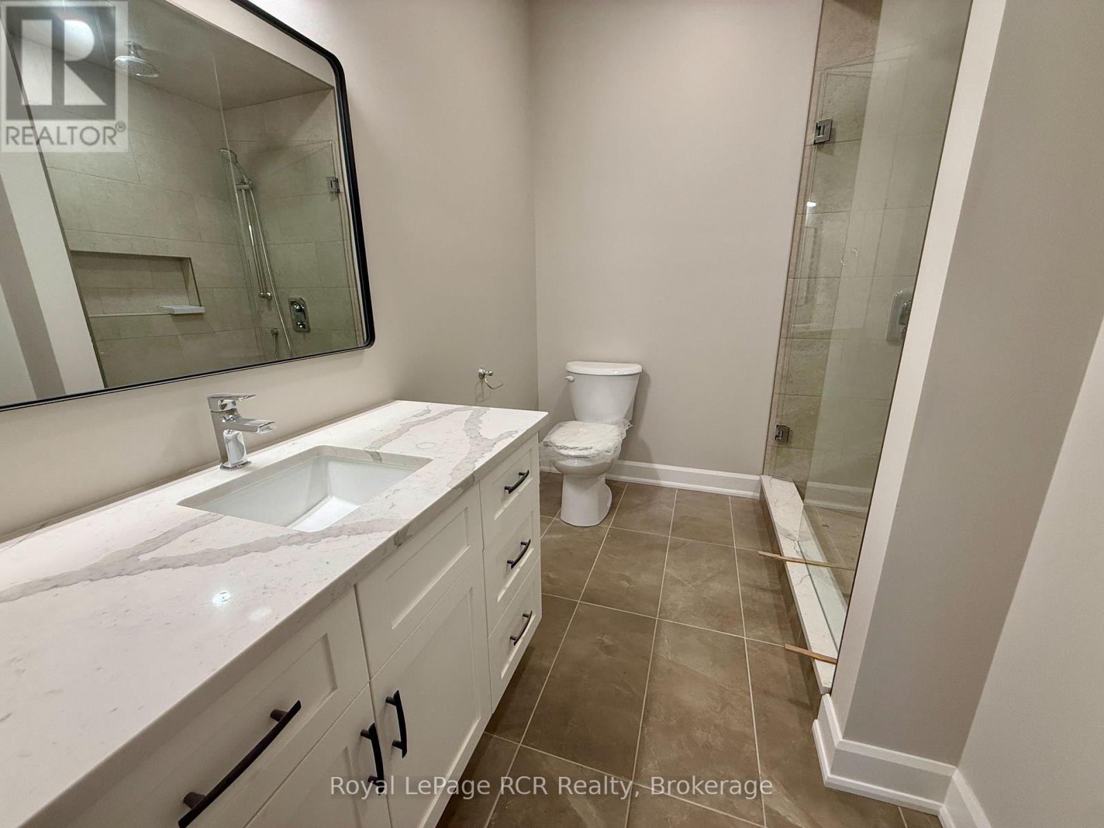 86 GRIFFITH STREET - 16