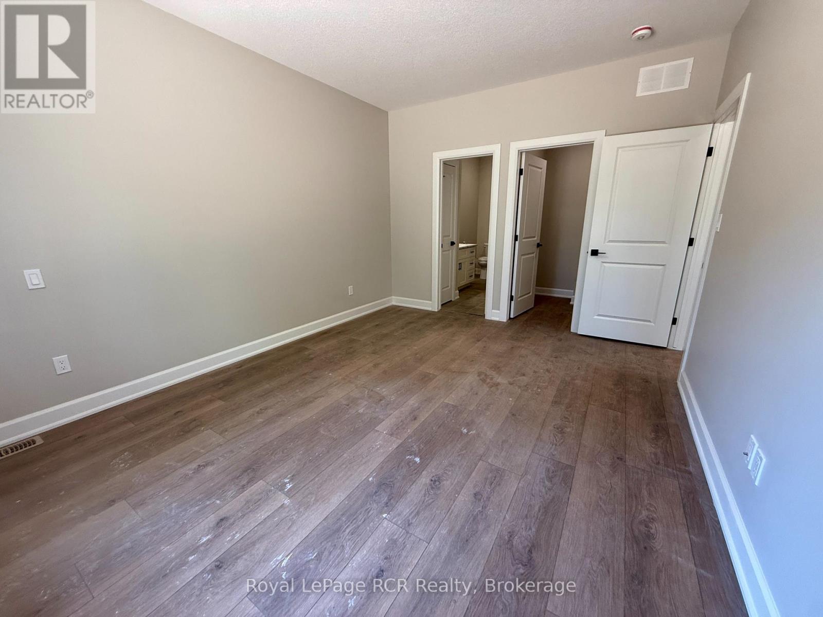 86 GRIFFITH STREET - 15