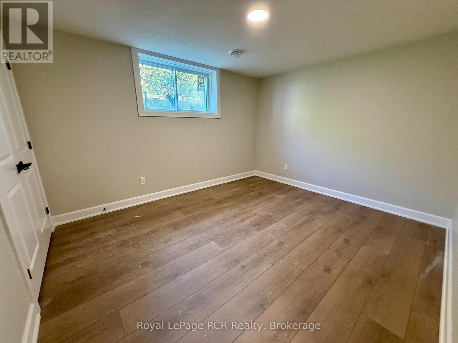 86 GRIFFITH STREET - 19