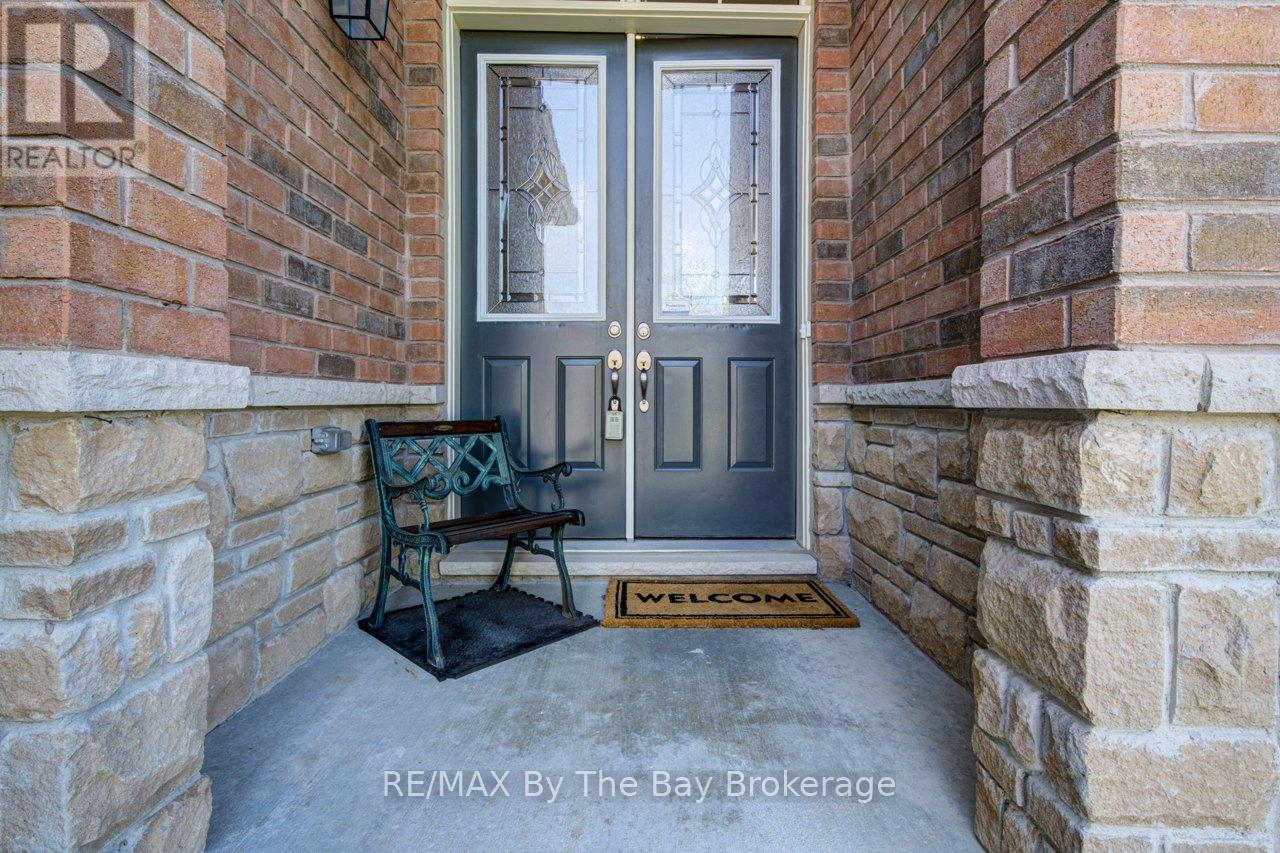 100 ALLEGRA DRIVE - 4