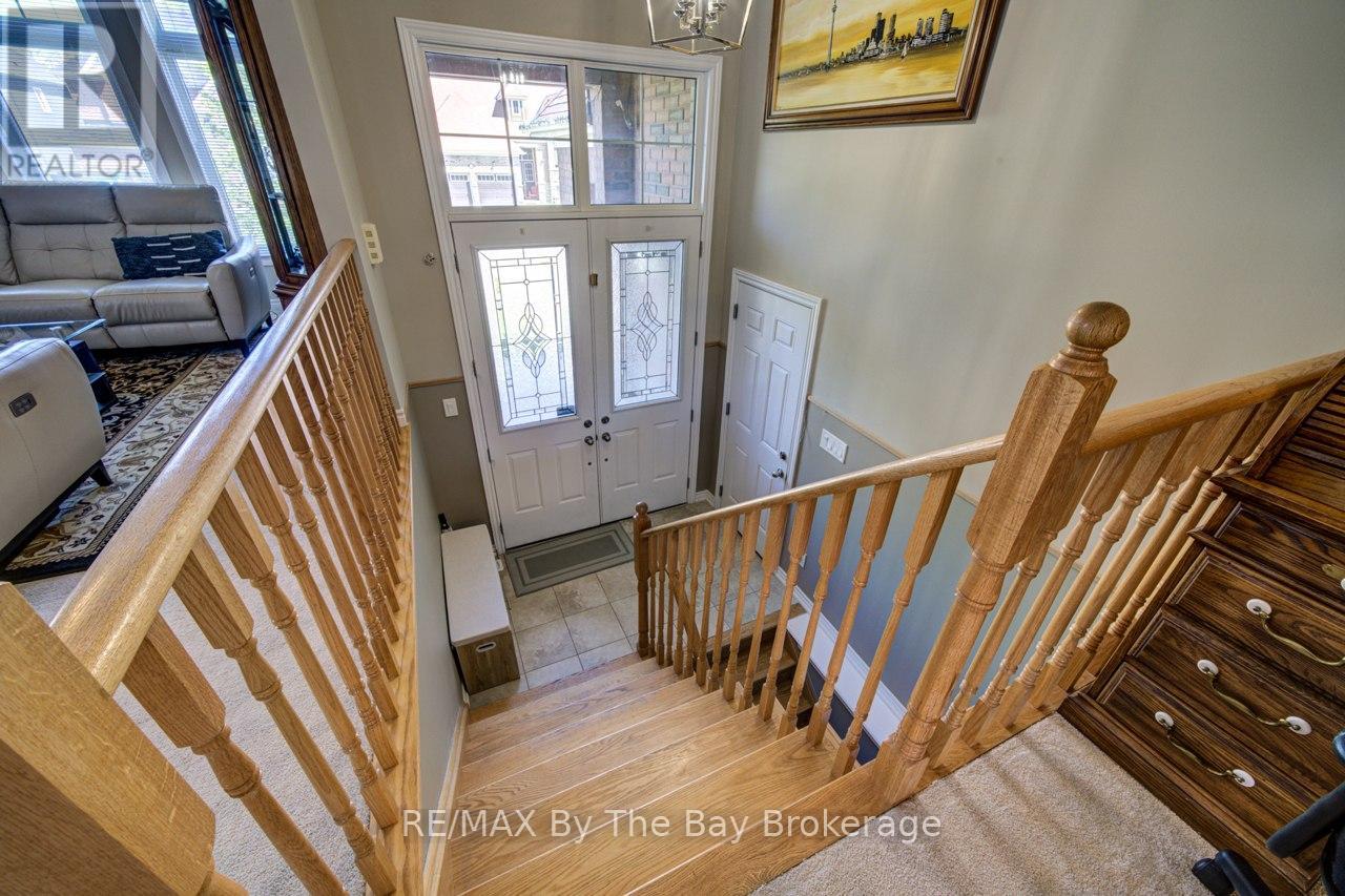 100 ALLEGRA DRIVE - 5