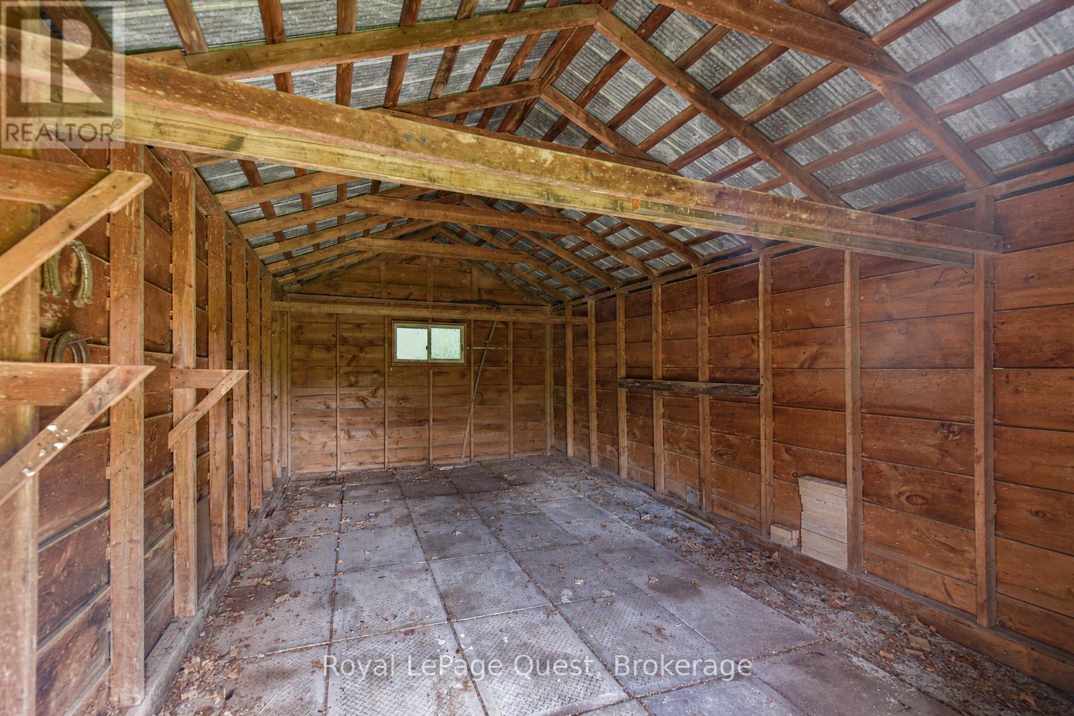 34 MILL POND SIDE ROAD - 33