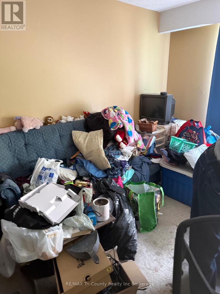 #106 191 LISGAR AVENUE - 4
