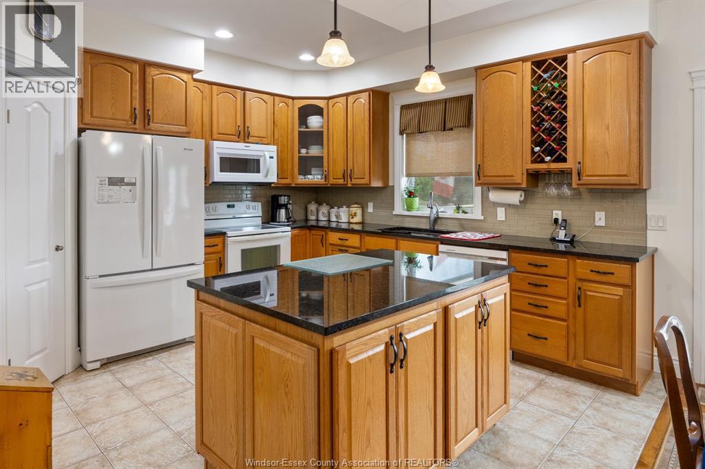 26 MARSHWOODS BOULEVARD - 10