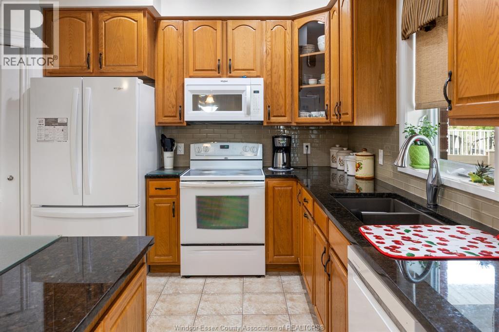 26 MARSHWOODS BOULEVARD - 12