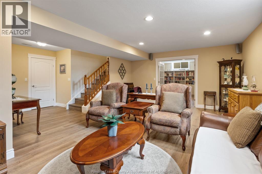 26 MARSHWOODS BOULEVARD - 20
