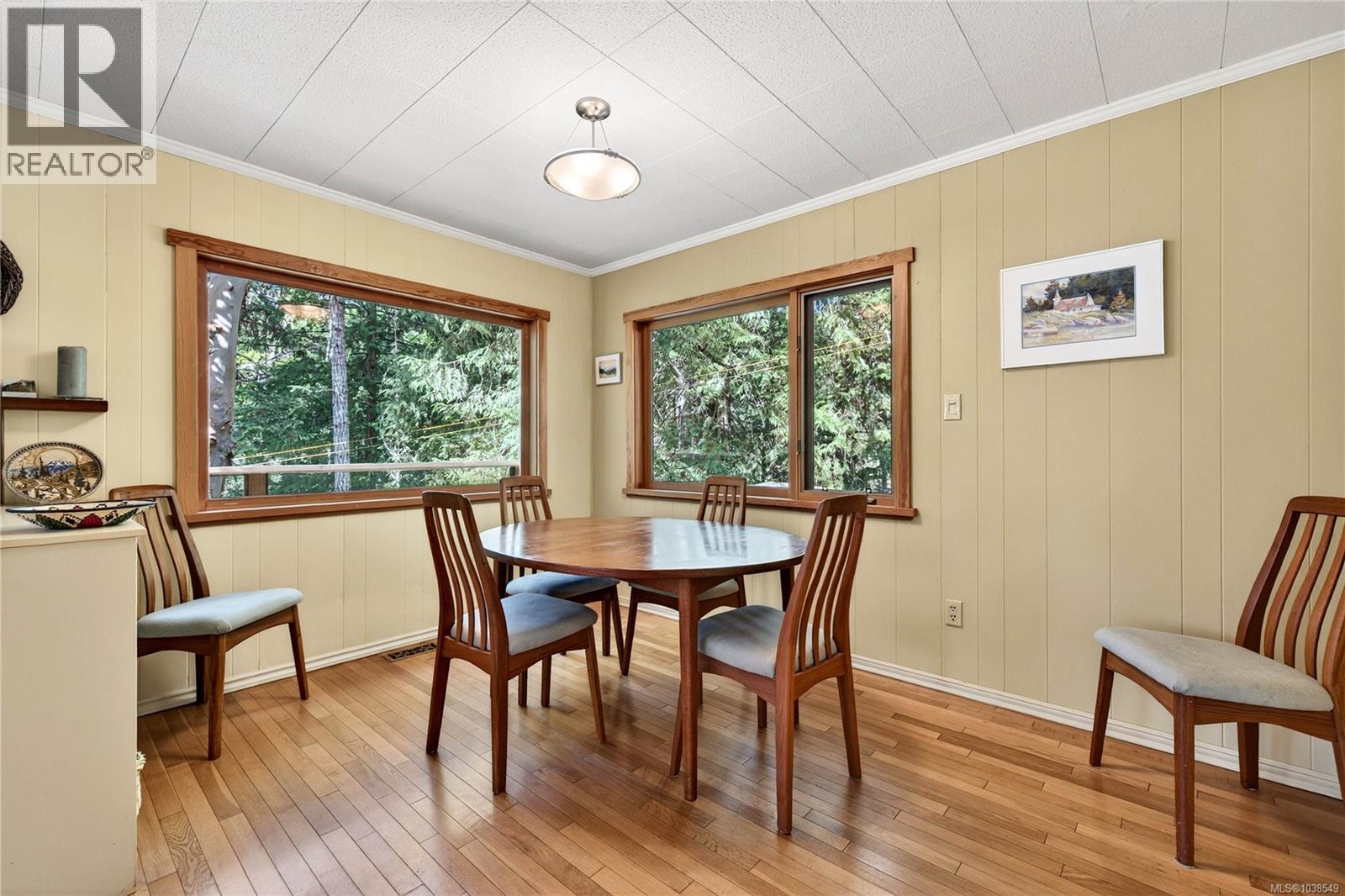 654 Vesuvius Bay Rd - 31