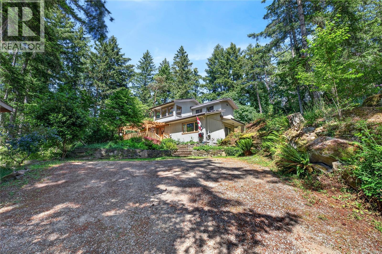 654 Vesuvius Bay Rd - 4