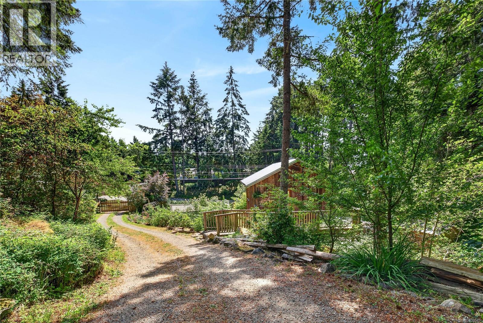 654 Vesuvius Bay Rd - 54