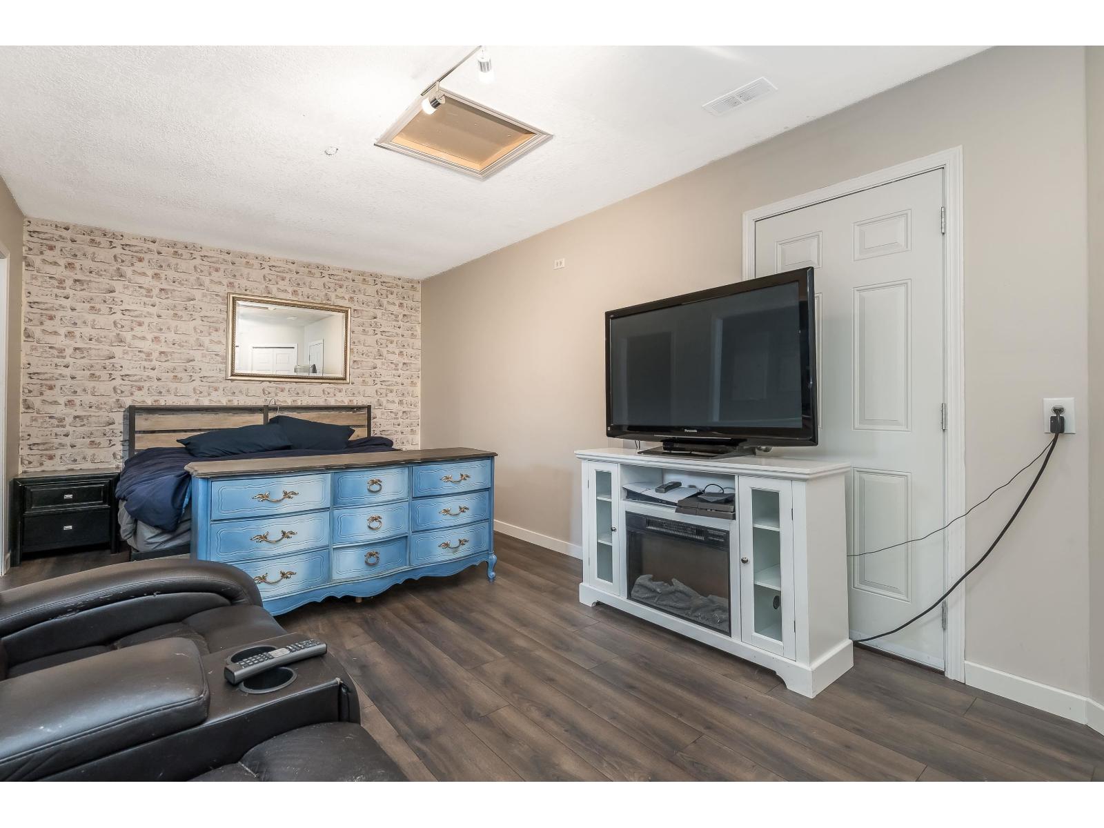 19628 65B PLACE, Langley