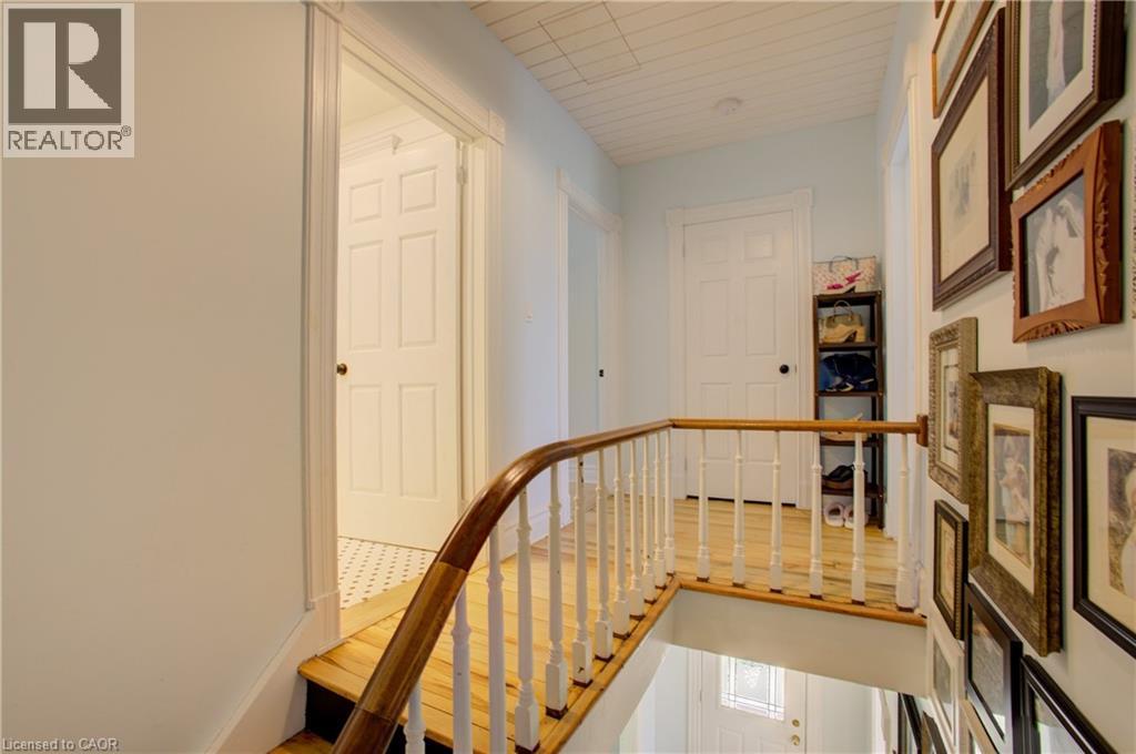 392114 GREY RD 109 - 34