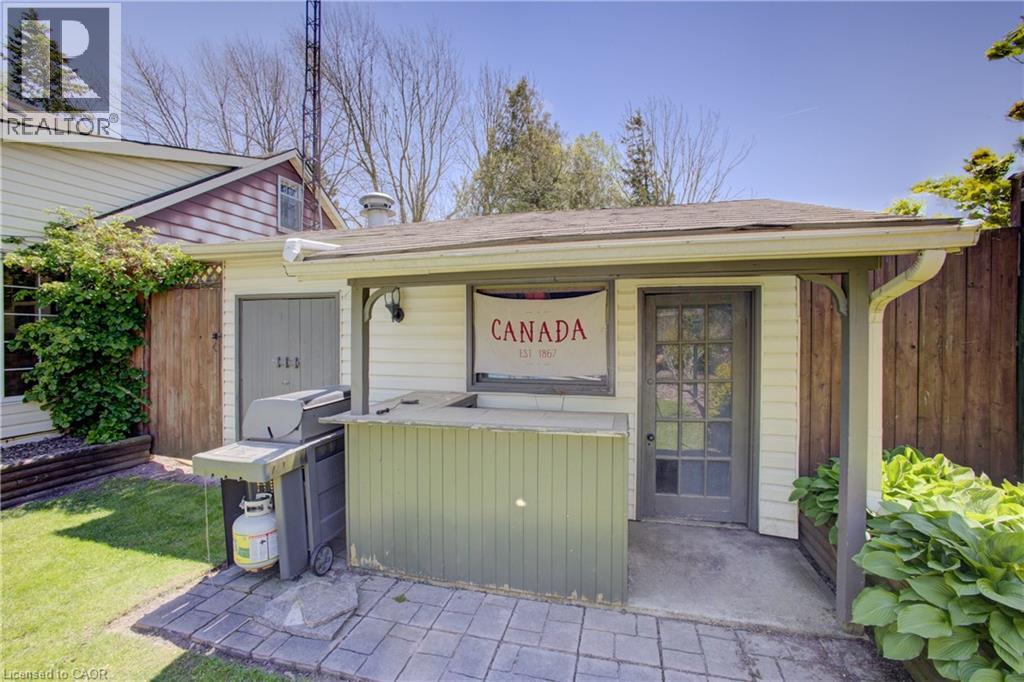 392114 GREY RD 109 - 44