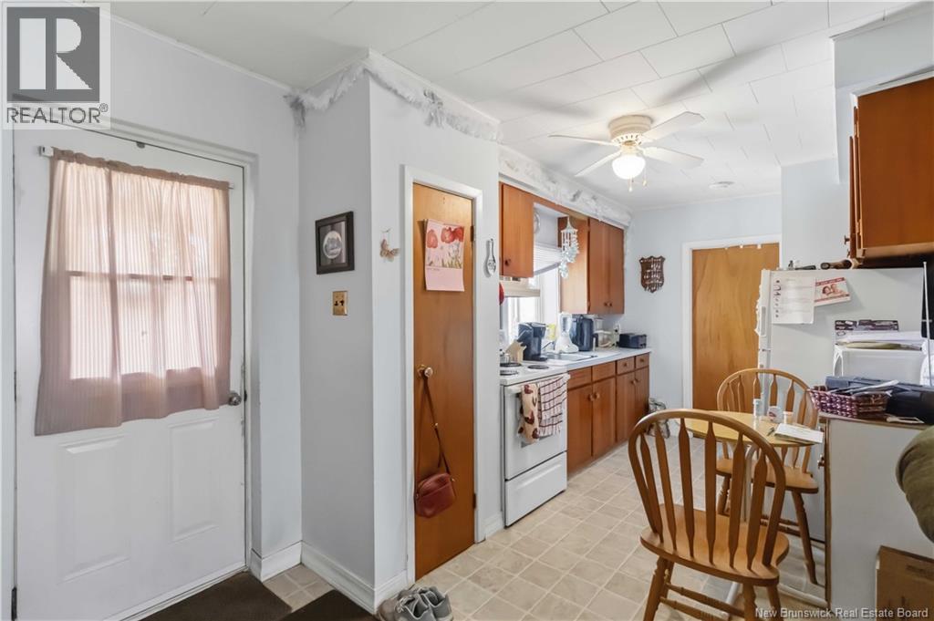 132 Golf Club Road - 25