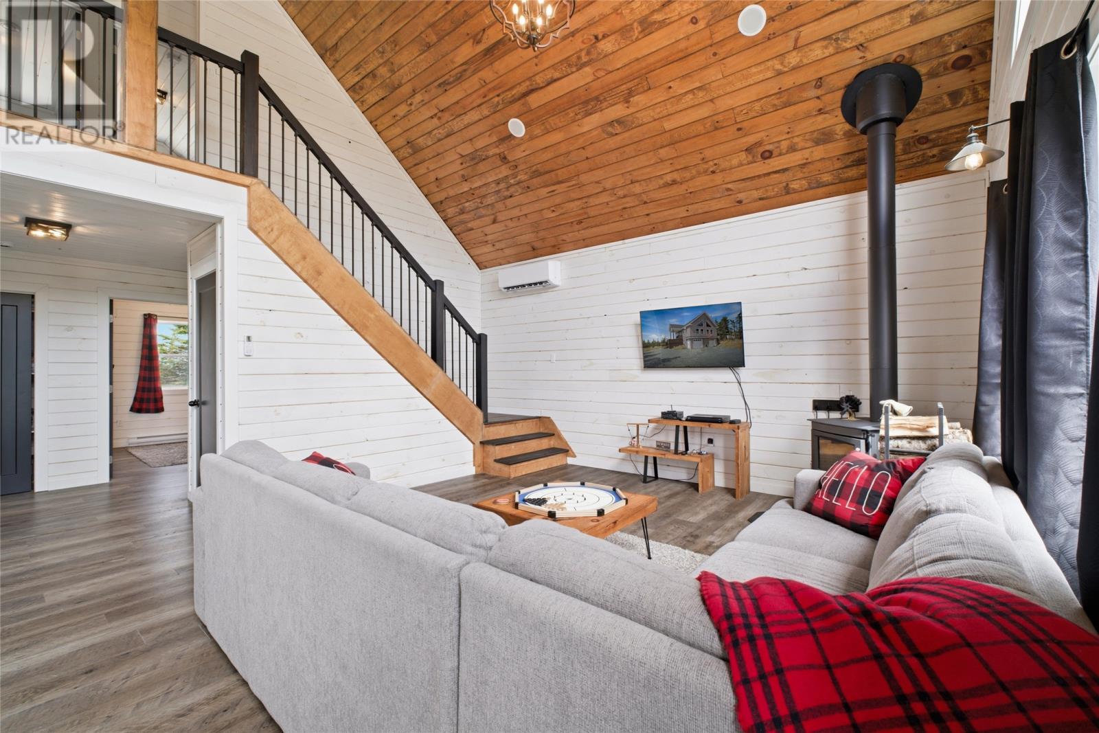 41 Whalen's Pond Road - 10