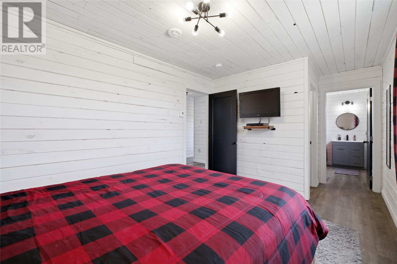 41 Whalen's Pond Road - 16
