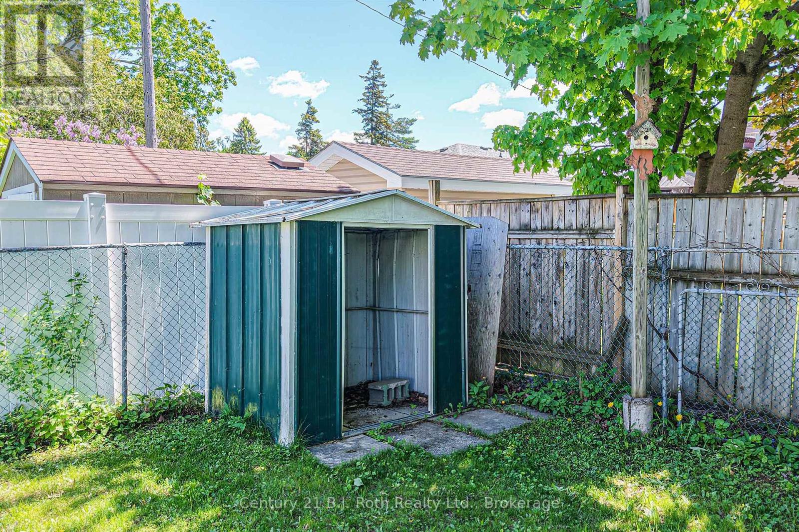 337 COLBORNE STREET W - 7