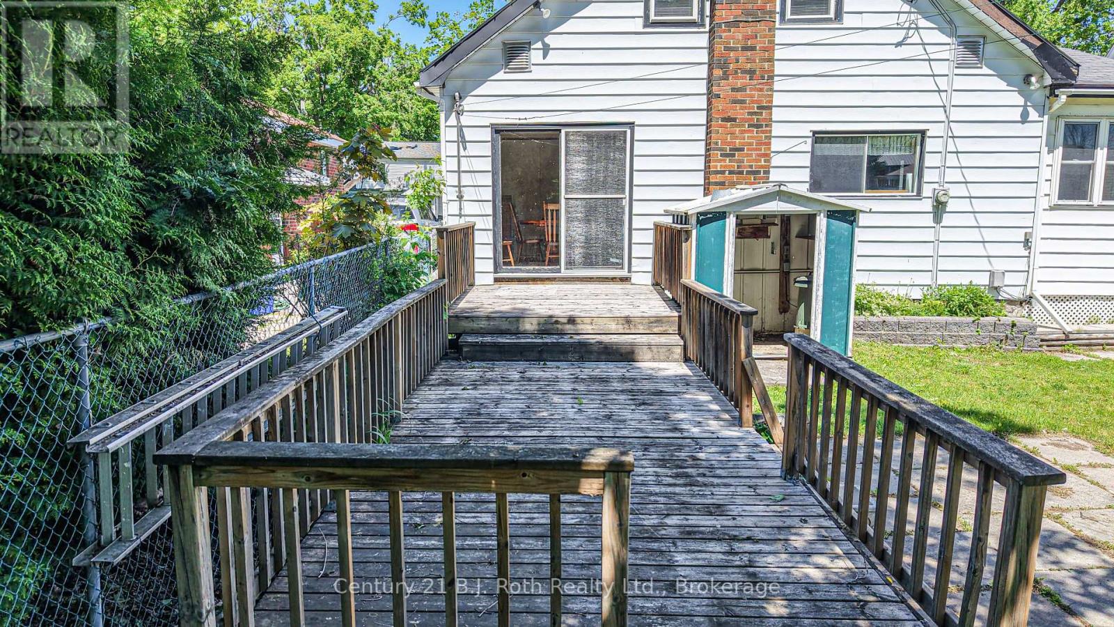 337 COLBORNE STREET W - 9