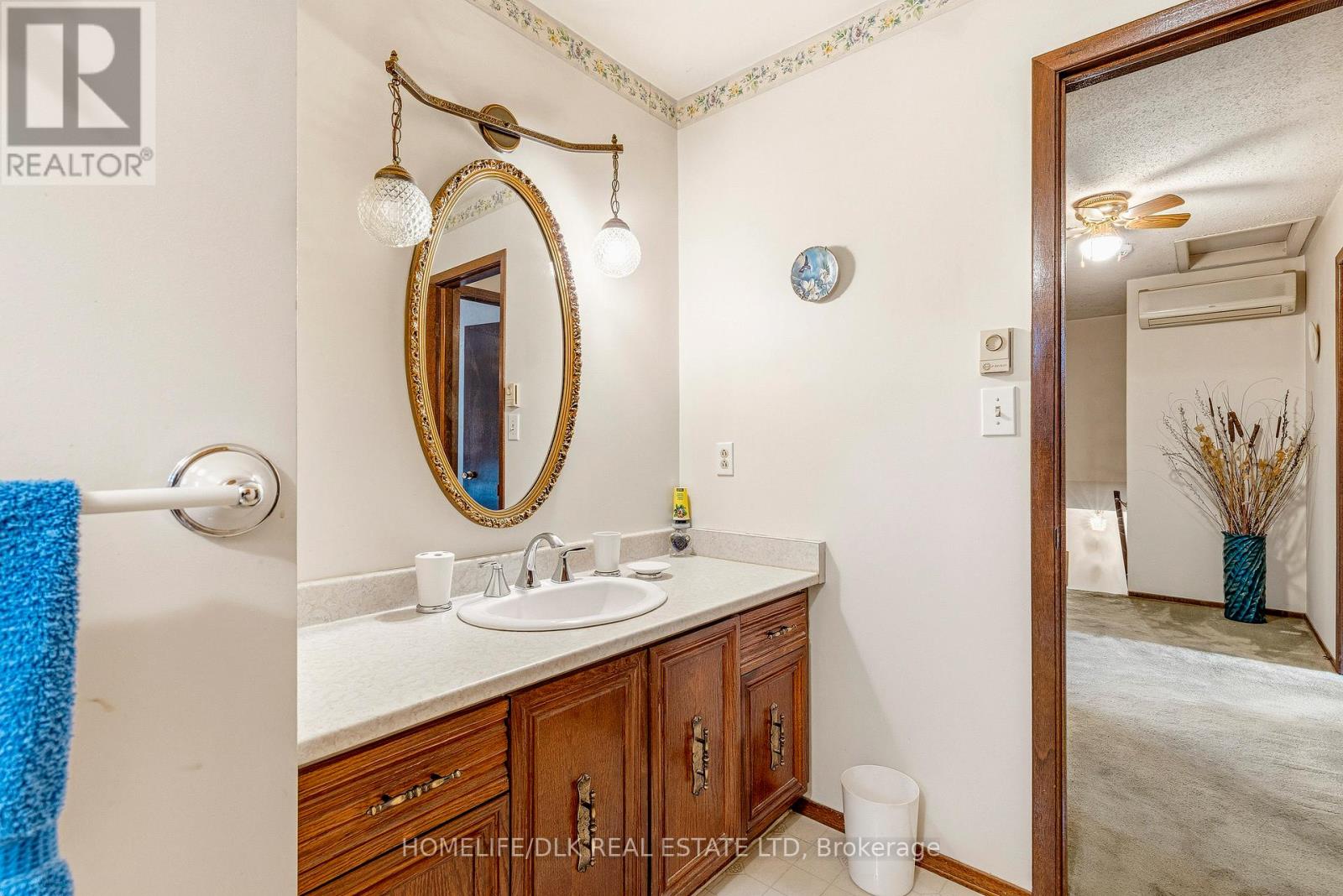 24 CEDAR STREET - 19