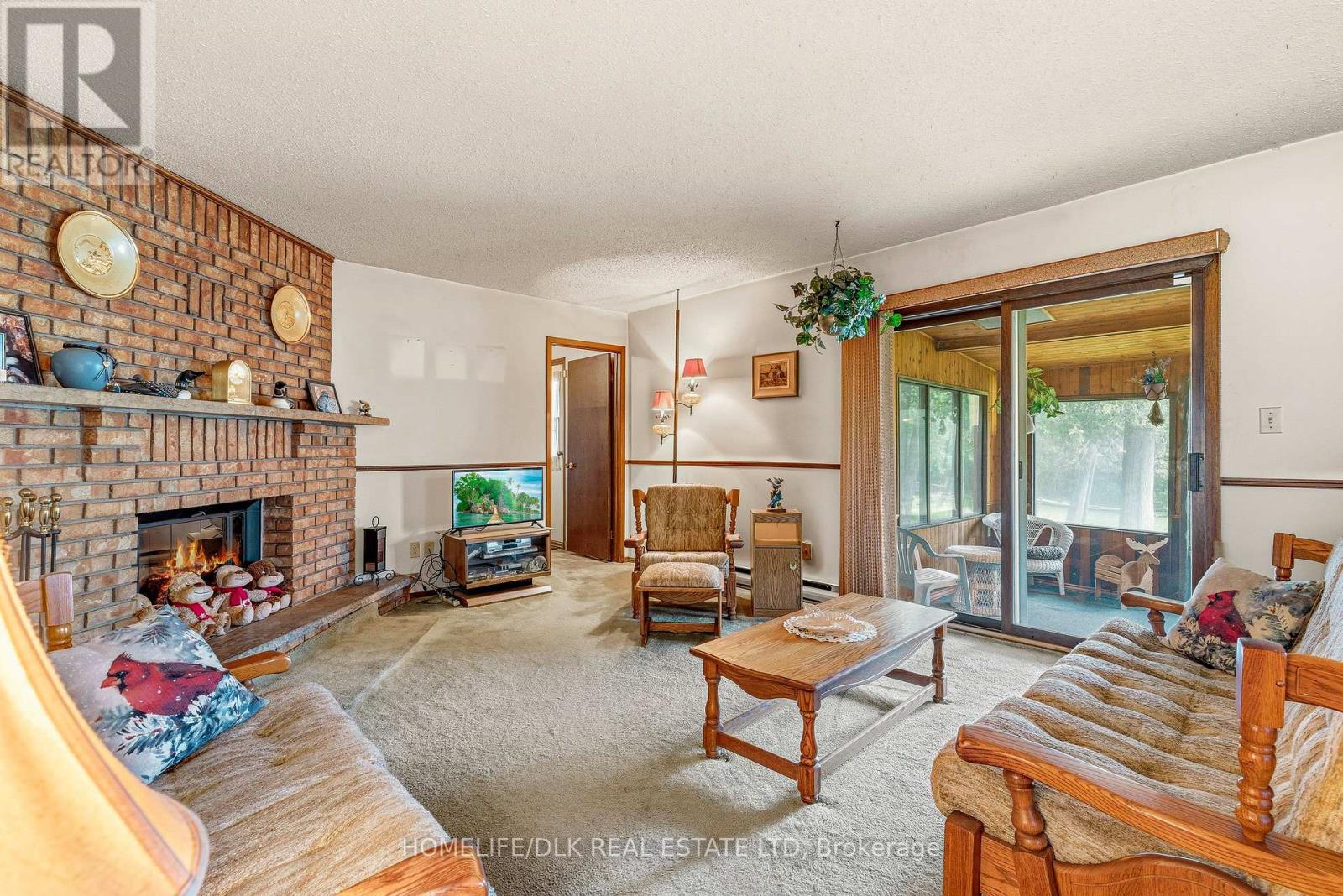 24 CEDAR STREET - 20