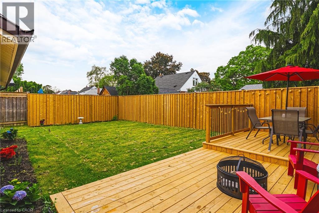 280 MONTROSE Avenue - 25