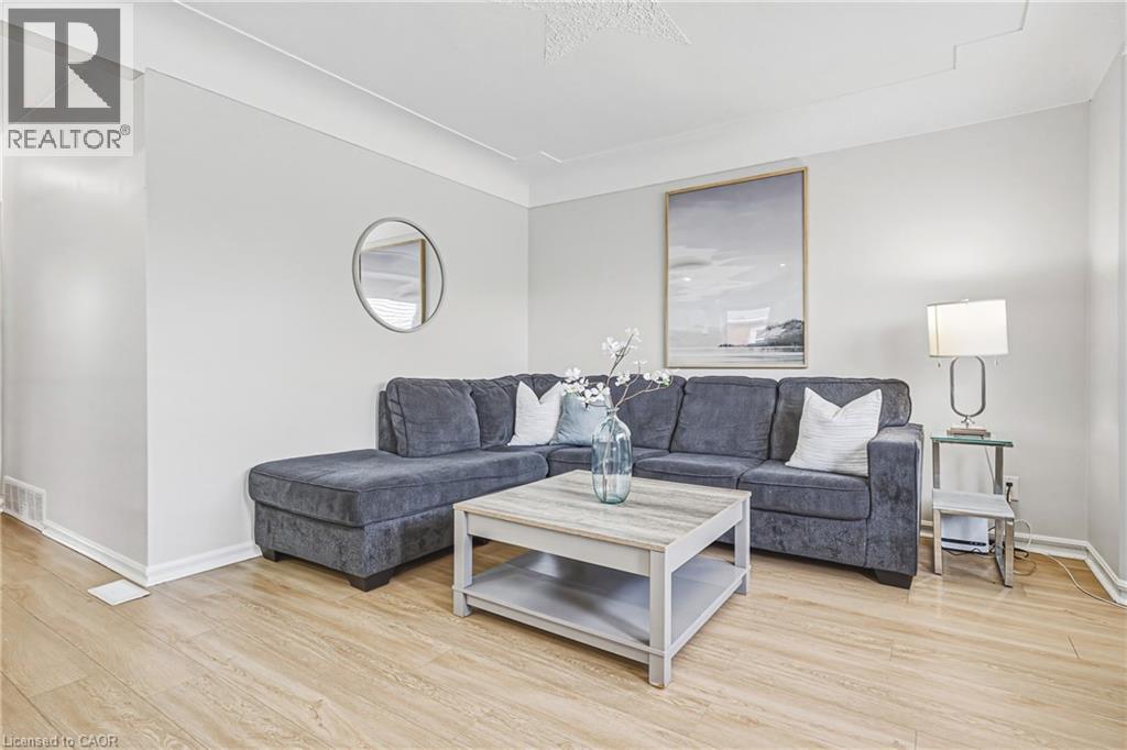 280 MONTROSE Avenue - 6