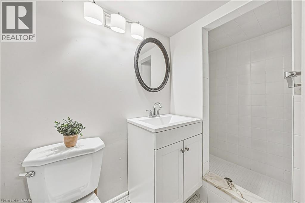 280 MONTROSE Avenue - 22