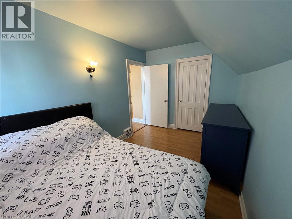 54 EDINBURGH Avenue - 13