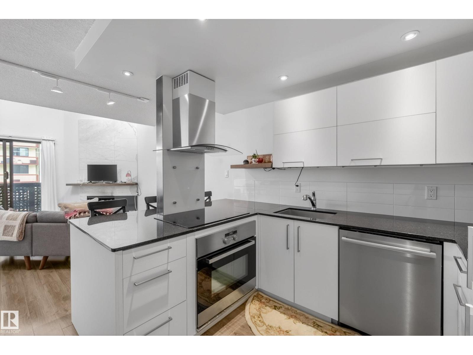 #302 10148 118 ST NW - 13