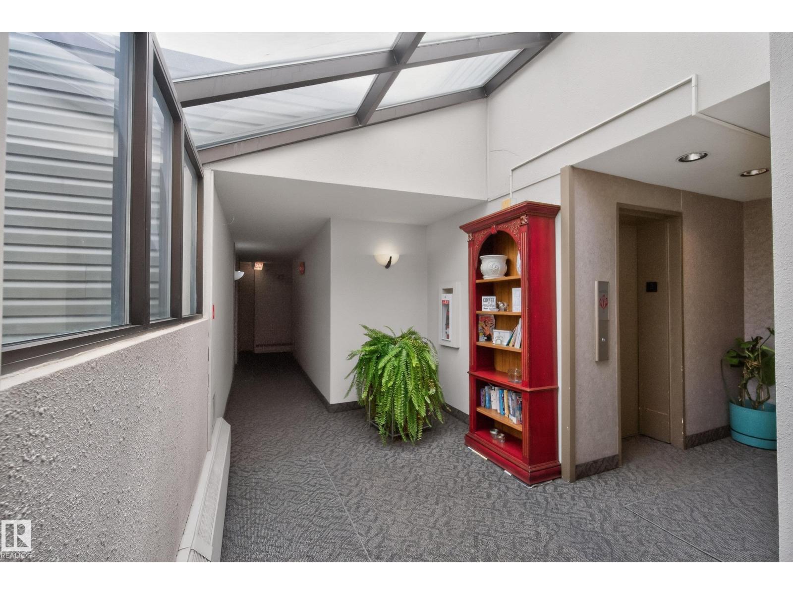 #302 10148 118 ST NW - 34
