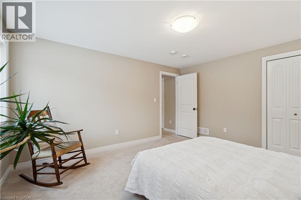 10 CHESTNUT Drive - 38