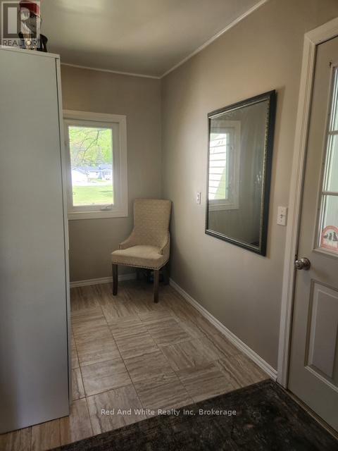 56 HORSESHOE LANE - 11