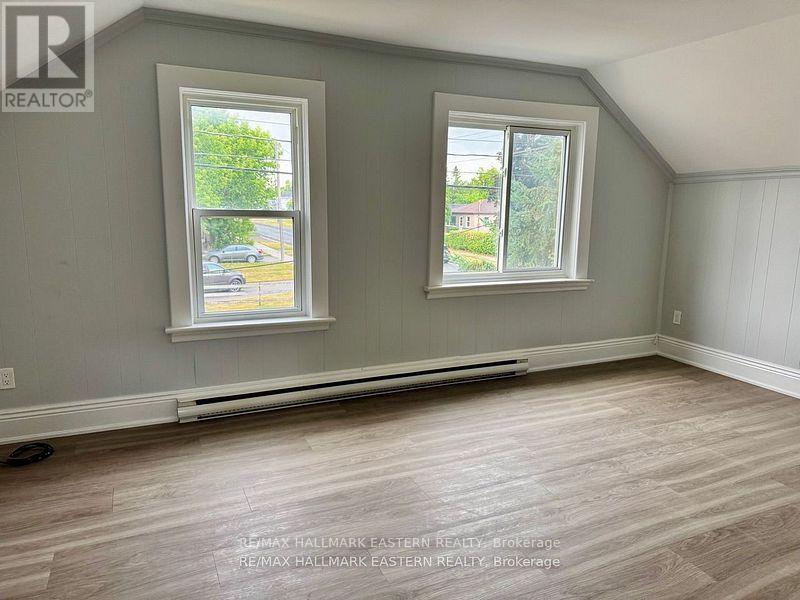 822 ST. MARY'S STREET - 14