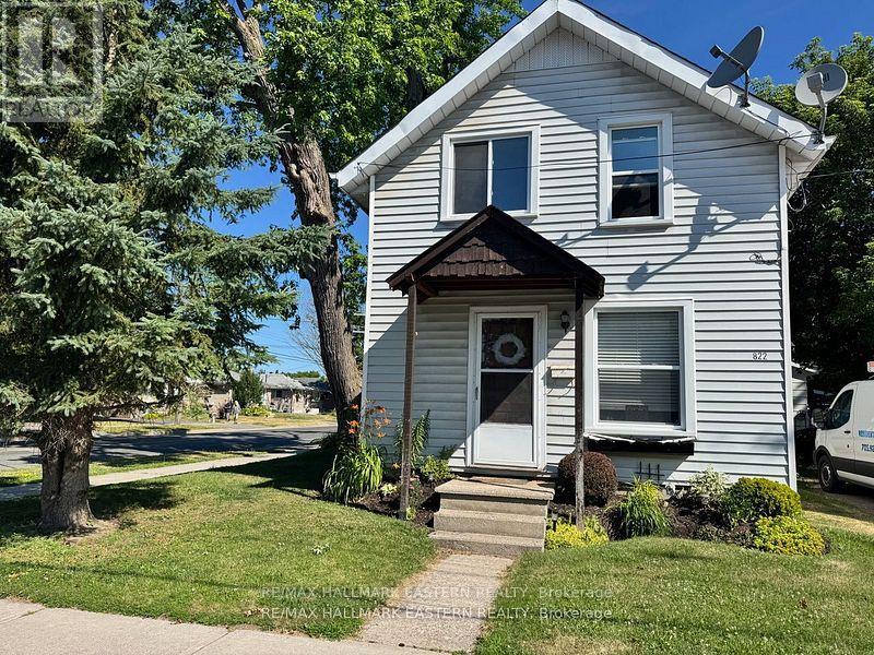 822 ST. MARY'S STREET - 2