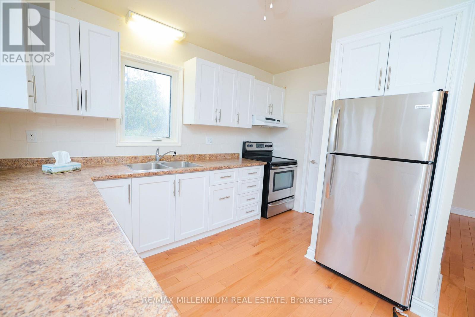 2424 OLDE BASE LINE ROAD - 9
