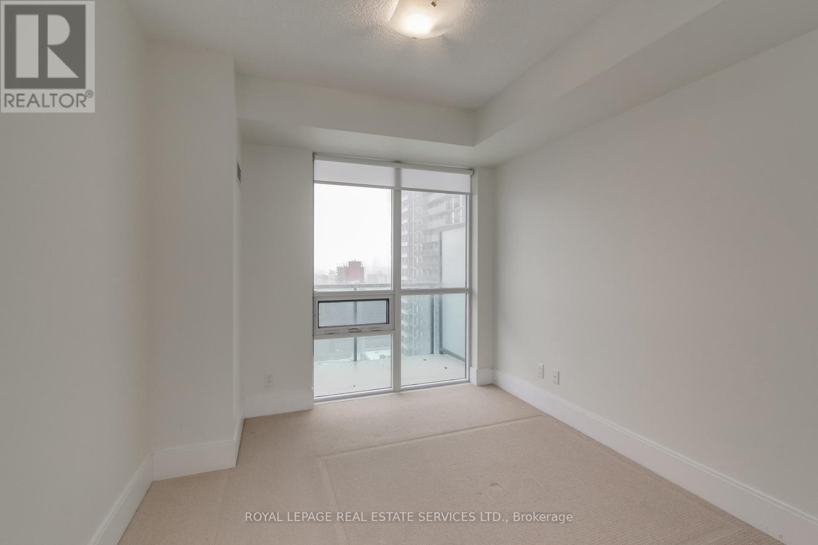 #1408 25 BROADWAY AVENUE - 15