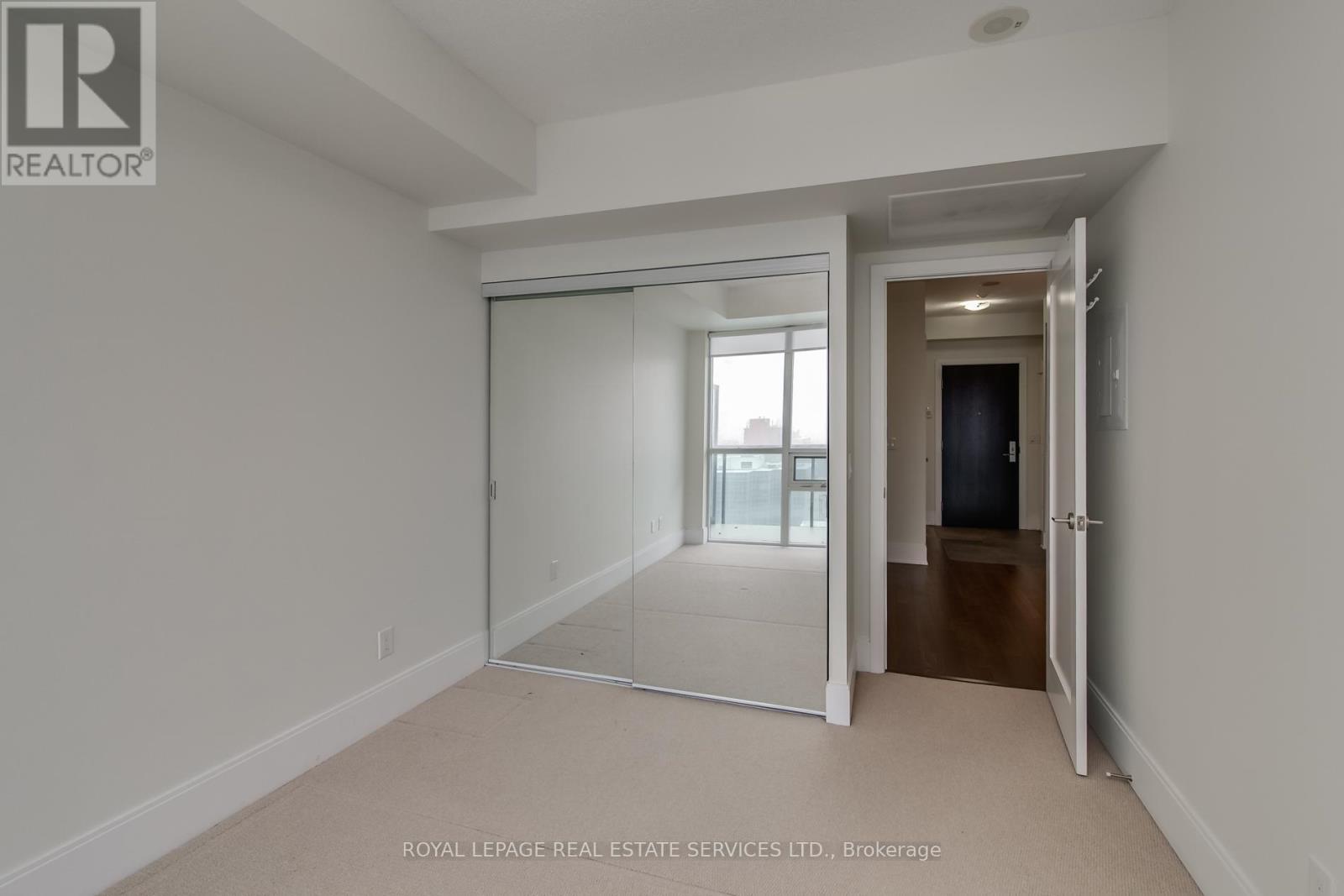 #1408 25 BROADWAY AVENUE - 17