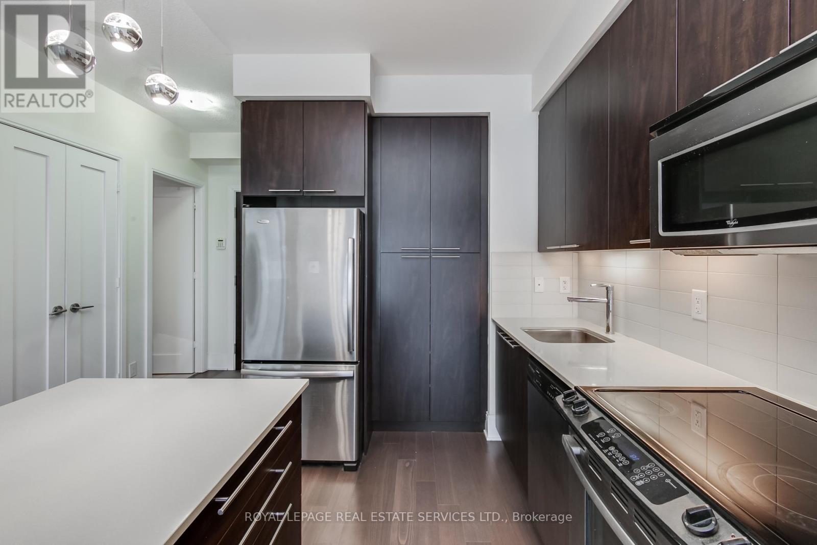 #1408 25 BROADWAY AVENUE - 5