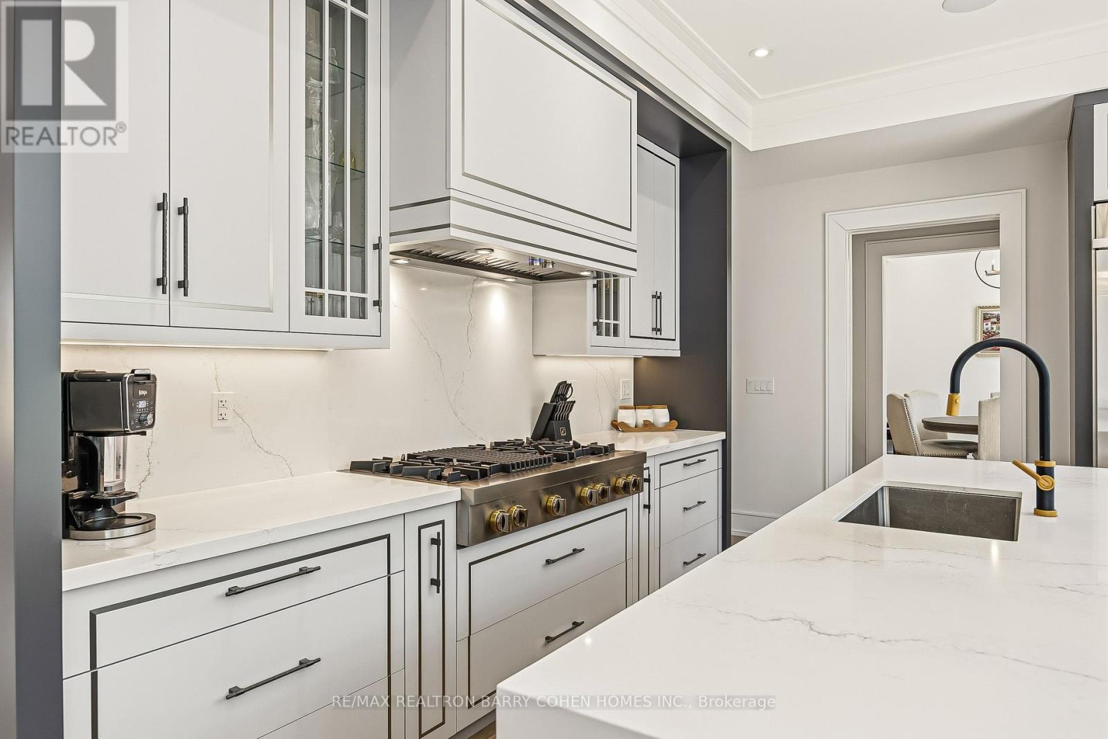2 HEMFORD CRESCENT - 13