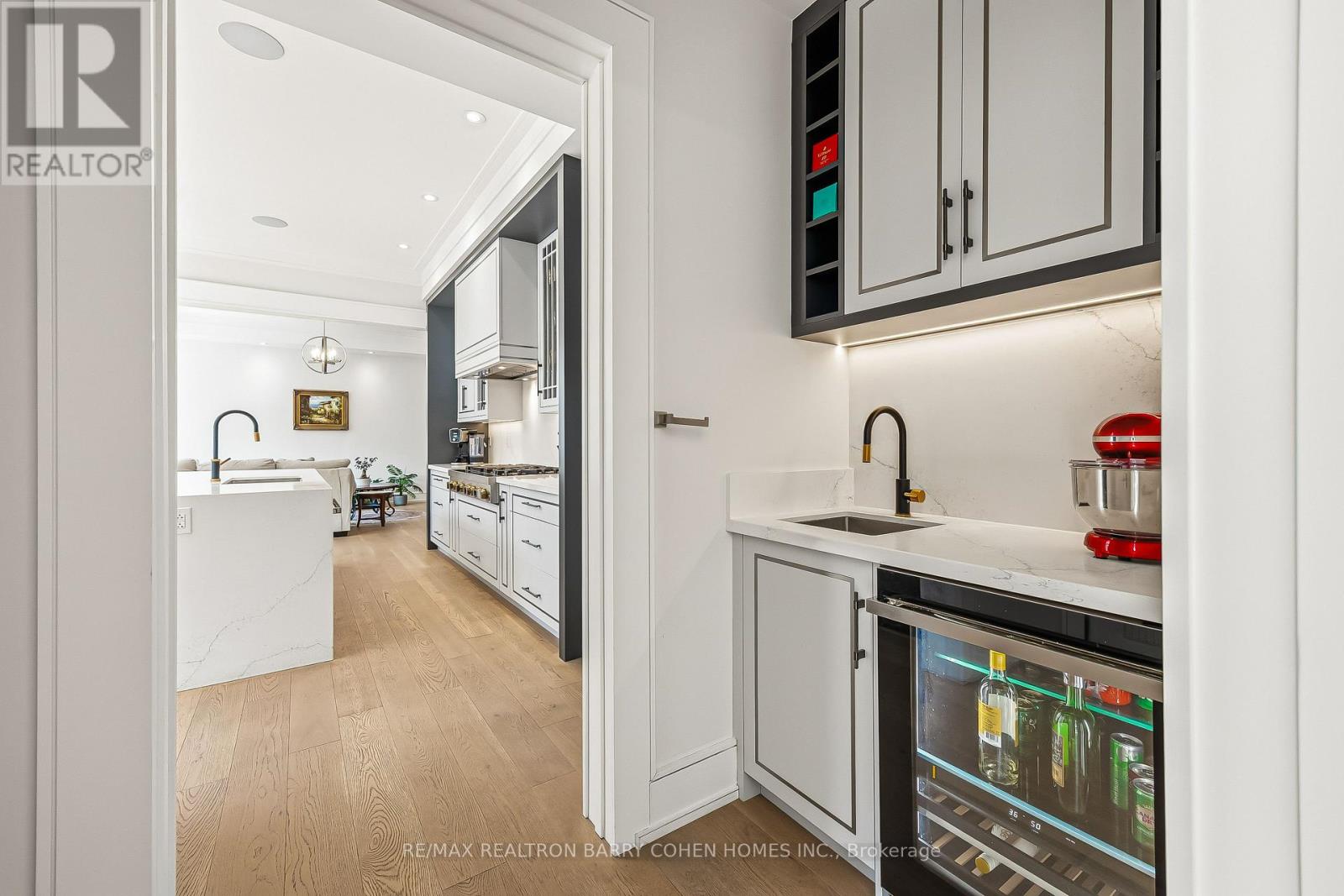 2 HEMFORD CRESCENT - 17