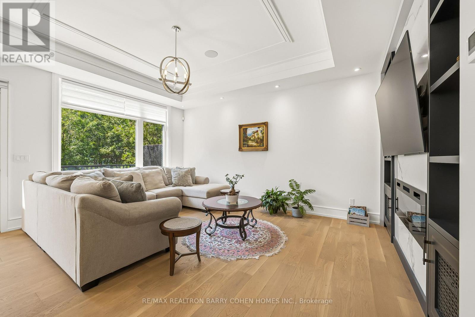 2 HEMFORD CRESCENT - 19