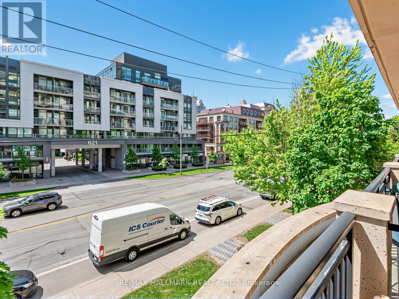 #215 650 SHEPPARD AVENUE E - 24