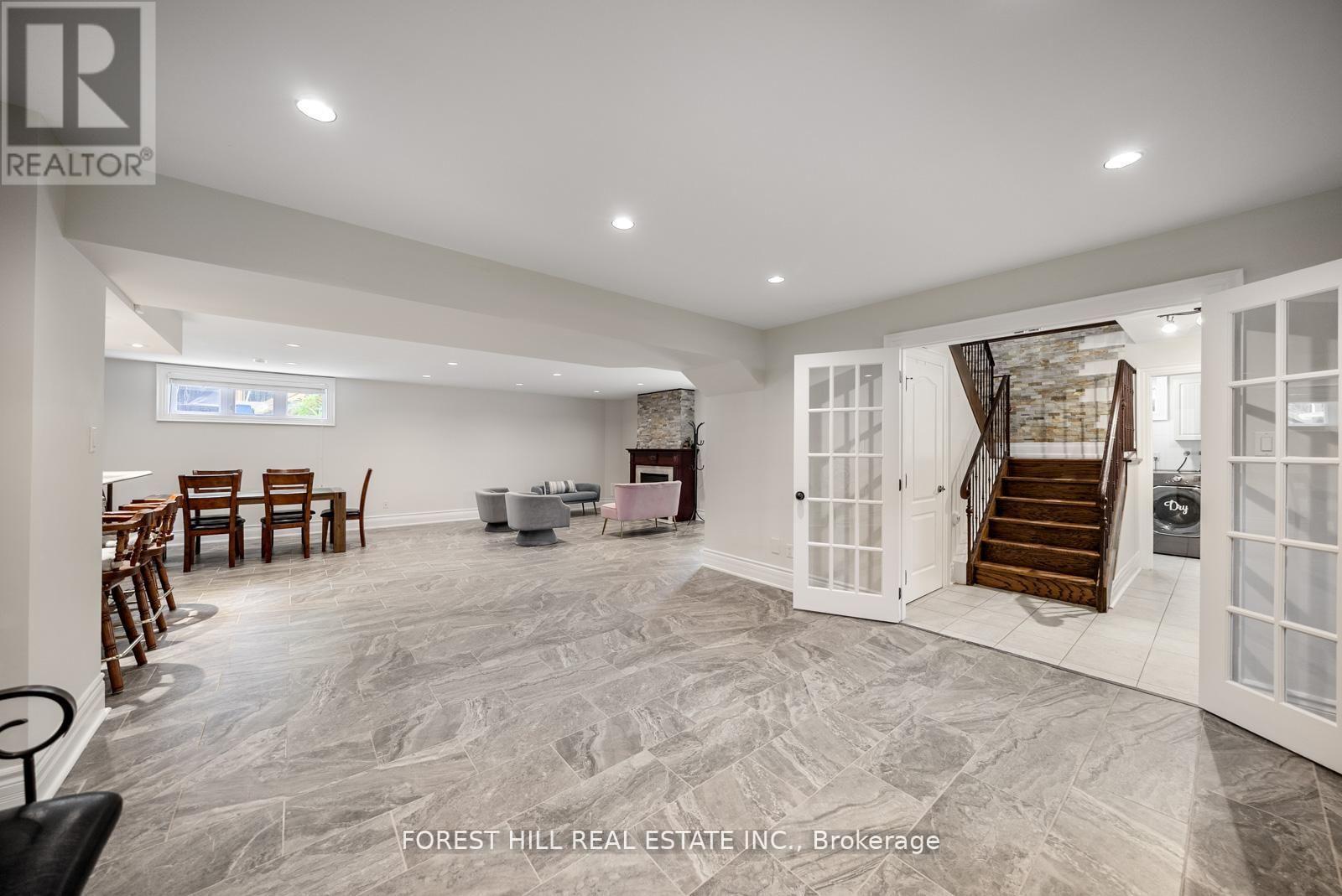 109 DELL PARK AVENUE - 41