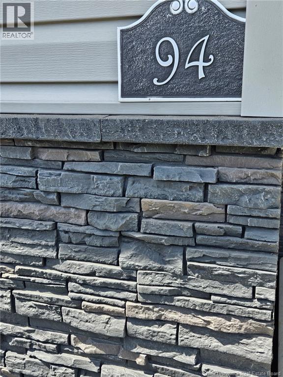 94 Salengro Crescent - 44