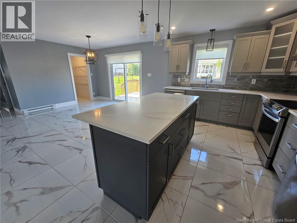 94 Salengro Crescent - 9